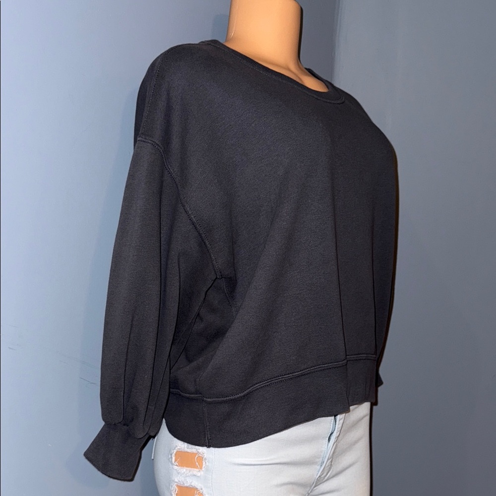 Abercrombie & Fitch Charcoal Pullover - Picture 3 of 6